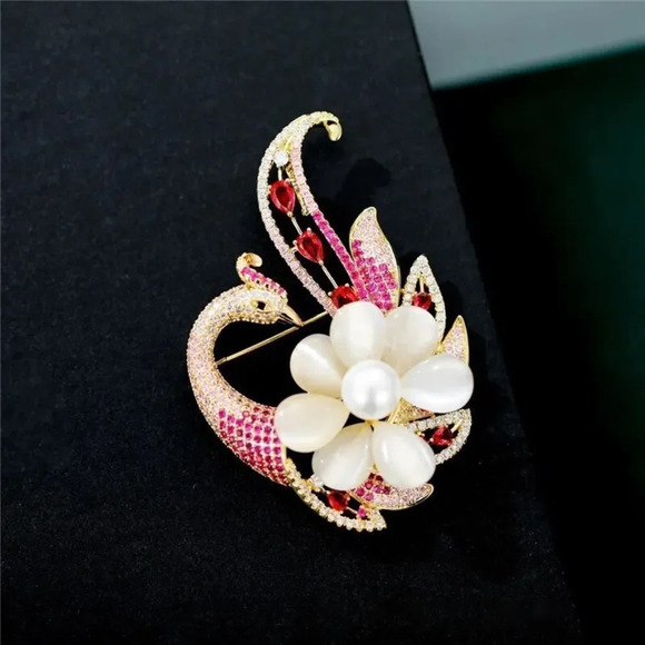 VQ Phoenix Peacock Brooch - Picture 2 of 4